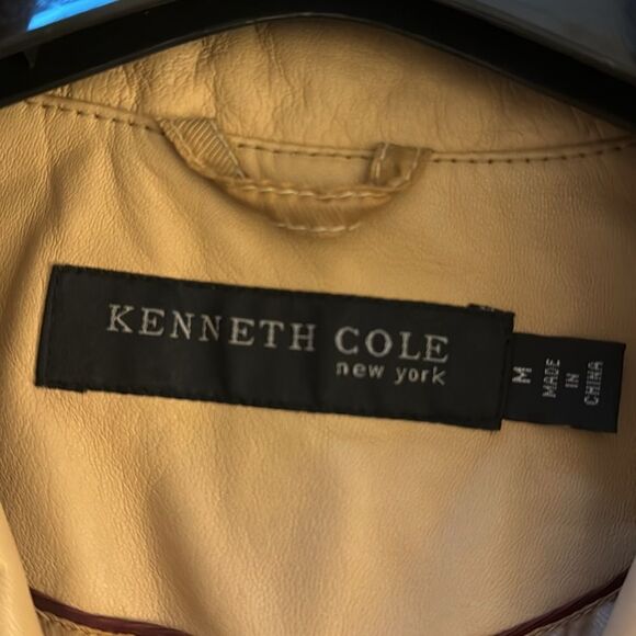 Kenneth Cole New York Woman’s Genuine Leather Full Length Tan Coat. Size Medium. - Picture 9 of 11